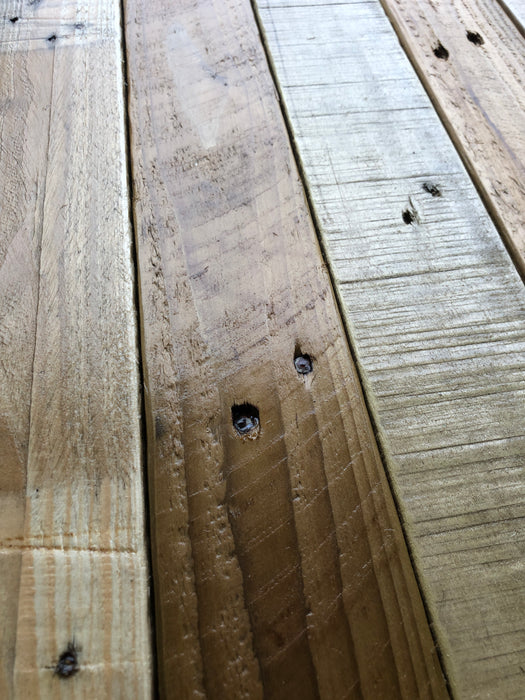 Varnished Pallet Board Wood Cladding - 1 Square Meter Pack